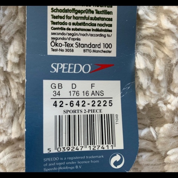 Speedo 2 piece set. New w tags. Size: F 16 ans. - Picture 4 of 4